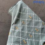 آیا به دنبال پارچه‌ای لینن مناسب برای دوخت پیراهن، مانتو، بلوز، دامن، و شومیز هستید؟ با پارچه‌های لینن از "پارچه قائم"، به تنوعی عالی از جنس‌ها و طرح‌ها دست پیدا کنید.
