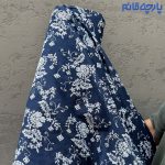 جنس وال خامه دوزی: این پارچه‌ها از الیاف پنبه با کیفیت بالا ساخته شده‌اند، که باعث ایجاد لایه‌های خنک و راحت برای پیراهن‌ها، مانتوها، بلوزها، دامنها و شومیزها می‌شود.
