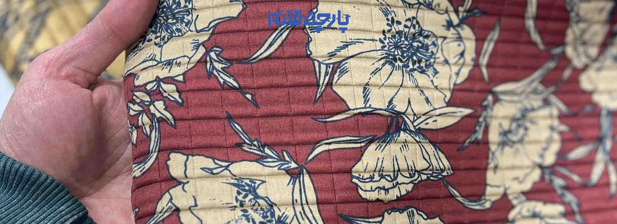 پارچه مجلسی گلدار قرمز