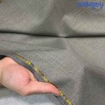 تنوع طرح و رنگ همراه با کیفیت بالا برای دوخت کت و شلوار و لباس های خاص زنانه و مردانه فقط و فقط با پارچه های فاستونی پارچه قائم امکان پذیر است. ویژگی های مهم و قابل توضیح پارچه فاستونی پارچه قائم کیفیت بالای آنهاست زیرا تمام پارچه های فاستونی موجود در فروشگاه از با کیفیت ترین پارچه های فاستونی هست که در چهارفصل سال قابل استفاده می باشند، الیاف استفاده شده در این فاستونی که از شرکت معتبر و جهانی مطهری است ۴۵ درصد پشم و ۵۵ درصد ترویرا می باشد و نوع نخ متوسط آن باعث لطافت و در عین حال شیک بودن این پارچه در دوخت می شود.