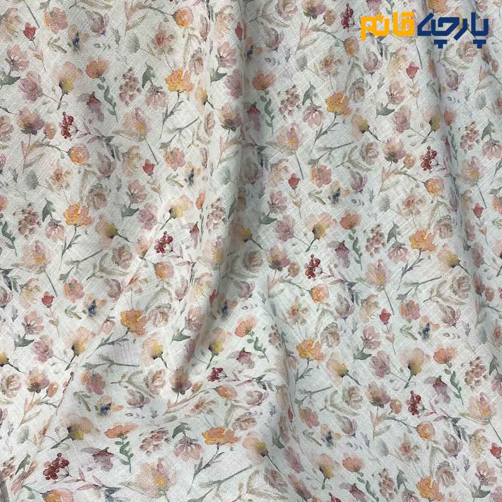 پارچه بهاره تابستانه لینن طرحدار ایتالیایی زمینه سفید گل ریز رنگی .