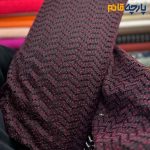 پارچه بهاره و تابستانه میسونی بهاره طرح زیگزاگ رنگ مشکی و سرخابی .