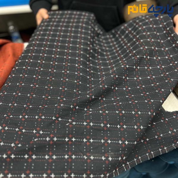 پارچه بهاره تابستانه لینن طرحدار کوک دوزی ۲ رو رنگ مشکی عرض ۱۵۰