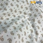 زمینه سفید شیری طرح بوته جقه قهوای 1