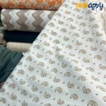 زمینه سفید شیری طرح بوته جقه قهوای 1