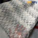 پارچه مجلسی دانتل ایتالیایی طرح خطی برجسته دو رنگی کرم و مشکی