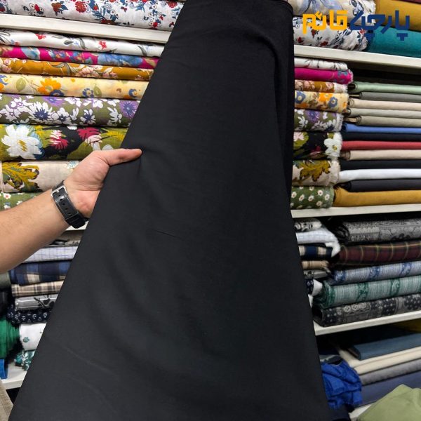 پارچه بهاره و تابستانه وال ساده نخ آلمانی رنگ مشکی