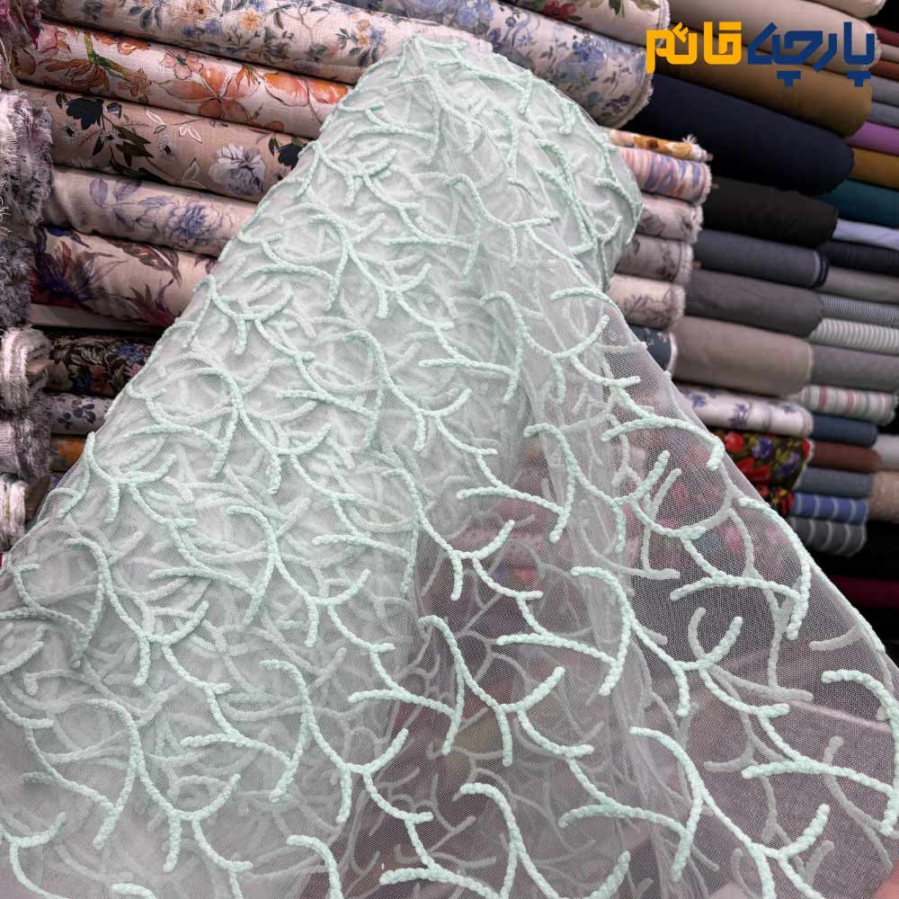 پارچه مجلسی دانتل ترکیه طرح برجسته پفکی رنگ سبز آدامسی روشن