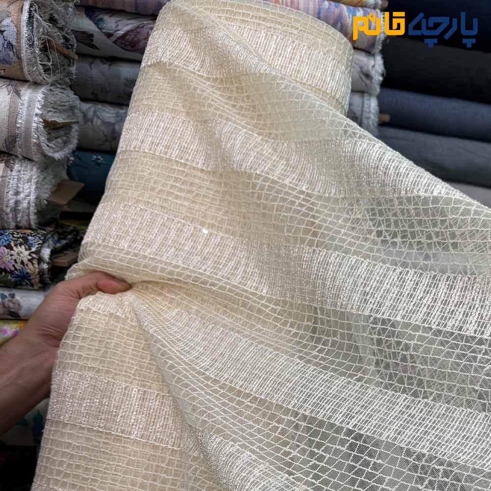 پارچه مجلسی دانتل ایتالیایی طرخ خطی خاص رنگ شیری