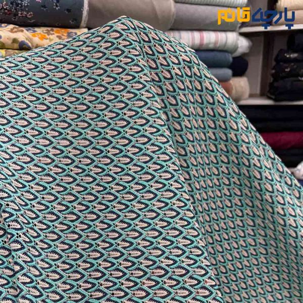 پارچه بهاره و تابستانه میسونی بهاره طرح ریز زیگزاگ رنگ آبی فیروزه ای با سرمه ای خاص