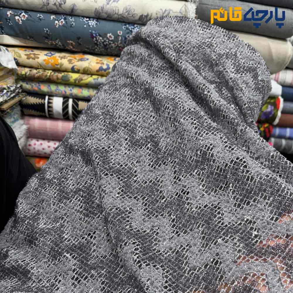 پارچه بهاره و تابستانه میسونی بهاره ایتالیایی طرح برجسته رنگ طوسی روشن و نقره ای