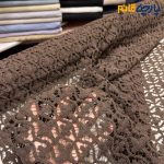 پارچه مجلسی تور کتان کره طرح خطی و هندسی رنگ قهوه ای سوخته