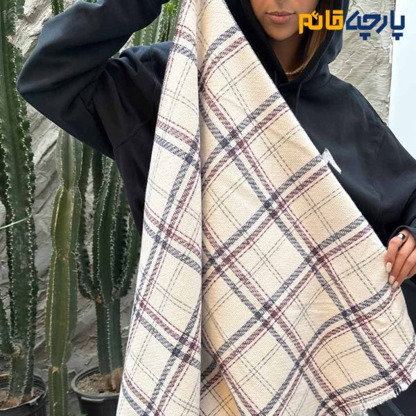 پارچه پاییزه و زمستانه شانل پشمی ایتالیایی چهارخونه رنگ سفید خط زرشکی و سرمه ای