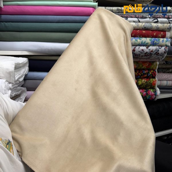پارچه پاییزه و زمستانه سوئیت جیر رنگ کرم روشن عرض ۱۵۰