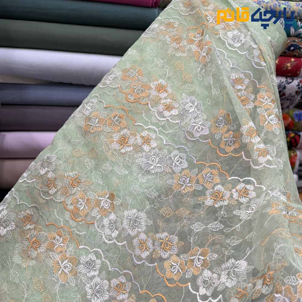 پارچه مجلسی دانتل کره ای زمینه سبز روشن پاستلی متوسط گل رنگی