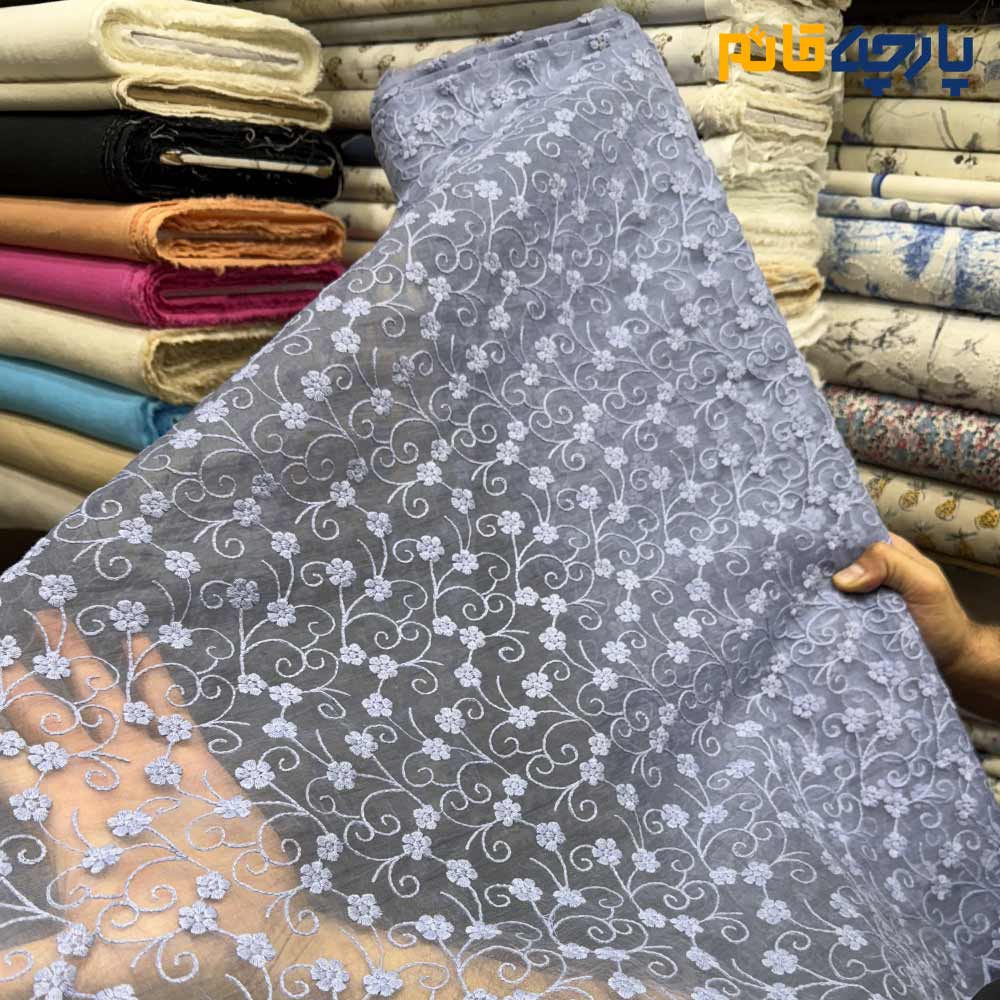 پارچه مجلسی تور کتان ایتالیایی رنگ نقره بنفش حاشیه دار