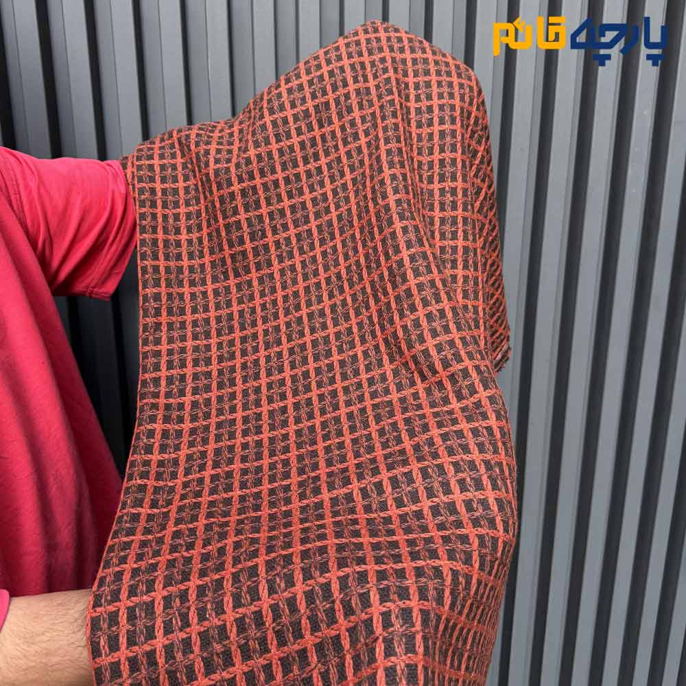 پارچه پاییزه و زمستانه کشمیر چهارخونه متوسط رنگ نارنجی قهوه ای ۲ رو