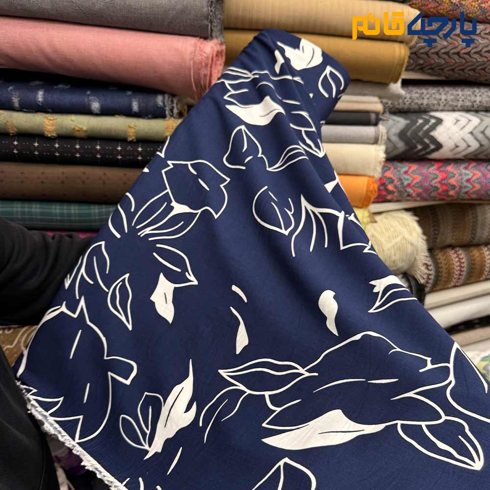 پارچه بهاره و تابستانه وال طرحدار کره زمينه سرمه اي طرح سفيد پارچه بهاره و تابستانه وال طرحدار کره زمينه سرمه اي طرح سفيد