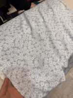 پارچه بهاره و تابستانه وال طرحدار کره زمينه ابي روشن گل ريز