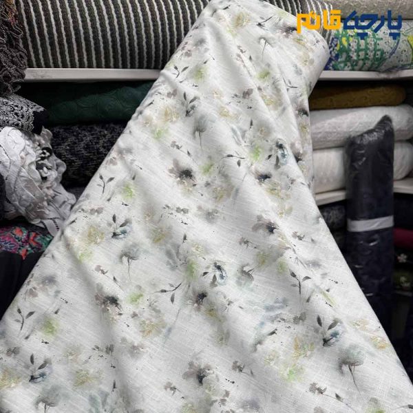 پارچه بهاره تابستانه لینن طرحدار ایتالیایی زمينه سفيد گل فسفري