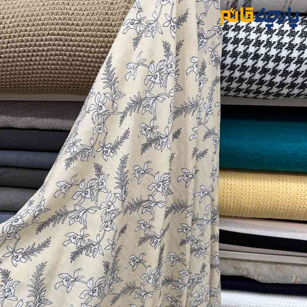 پارچه بهاره و تابستانه وال طرحدار زمینه کرم بژ روشن گل سفید خاص