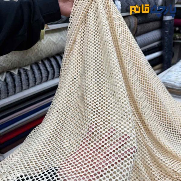 پارچه مجلسی تور کتان کره ای طرح لونه زنبوری رنگ کرم طبیعی