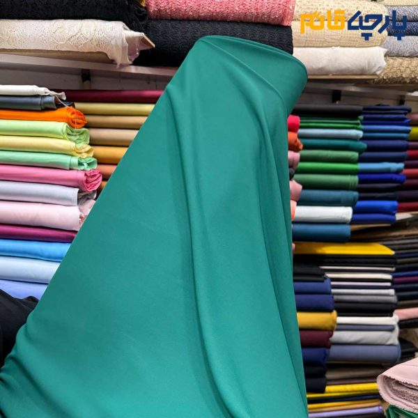 پارچه مجلسی کرپ ساده اندونزی رنگ سبز متوسط(بنتون)