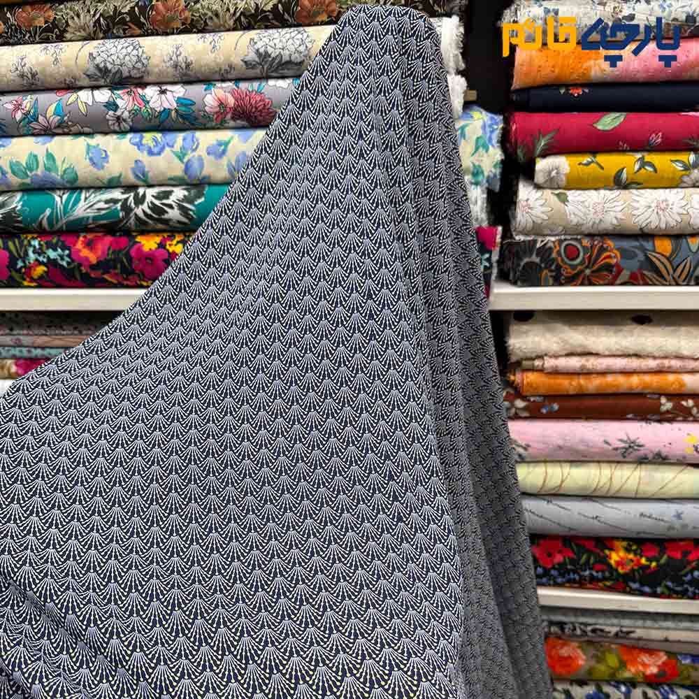 پارچه بهاره و تابستانه کرپ نخ طرحدار زمینه سرمه ای طرح ریز