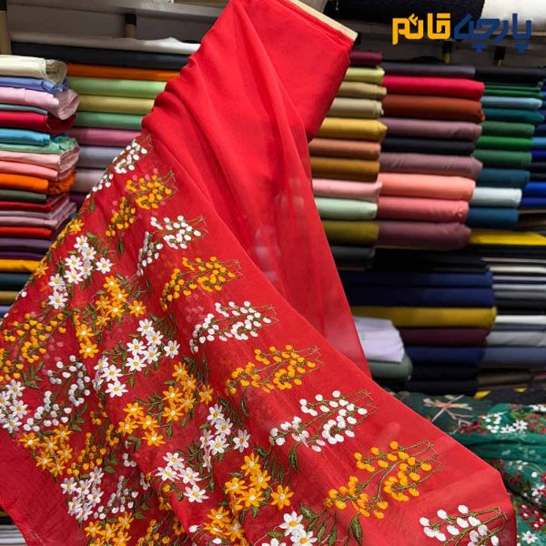 پارچه حریر طرحدار ابریشم ۲ طرف حاشیه رنگ قرمز خاص