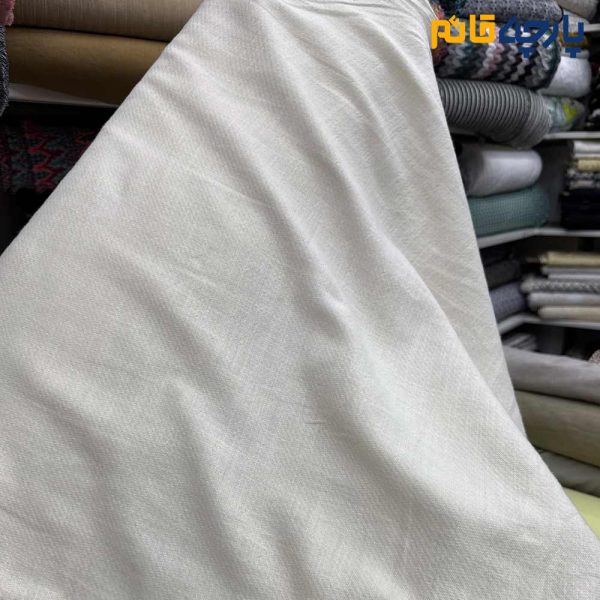 پارچه بهاره تابستانه لینن ساده رنگ کرم روشن عرض ۱۵۰