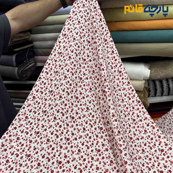 پارچه لینن طرحدار ایتالیایی پلاس زمینه سفیدگل ریز قرمز