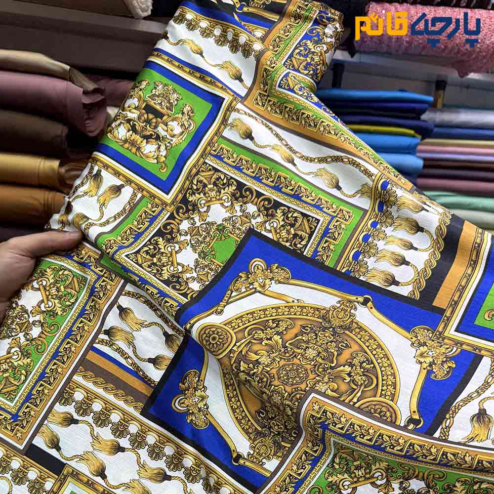 پارچه مجلسی سیلک ابریشم طرحدار طرح کتیبه رنگ کاربنی سبز فسفزی