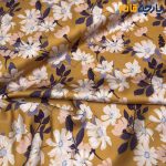 پارچه مجلسی سیلک ابریشم طرحدار زمینه خردلی خاص گل متوسط